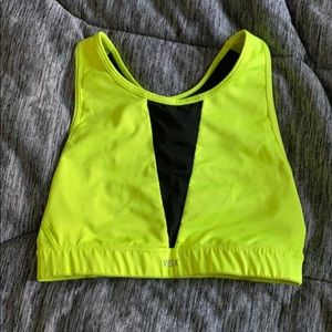VS Sport sports bra